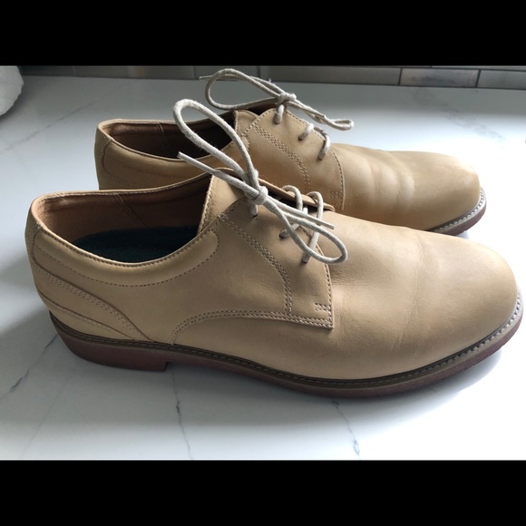 NWOT Men’s rockport tan shoes w/laces - size 12w - Picture 3 of 8